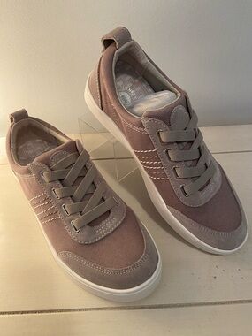 Revitalign Orthotic Canvas W/Leather Detail Slip On Sneakers Driftwood 8.5M NIB